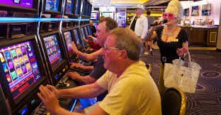 Visual Lobby Game di longfu88 yang menampilkan berbagai permainan digabungkan dalam satu platform